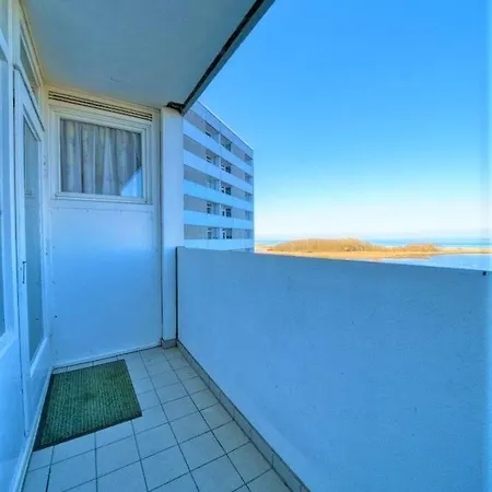 - Haus C, App 0c0603 *